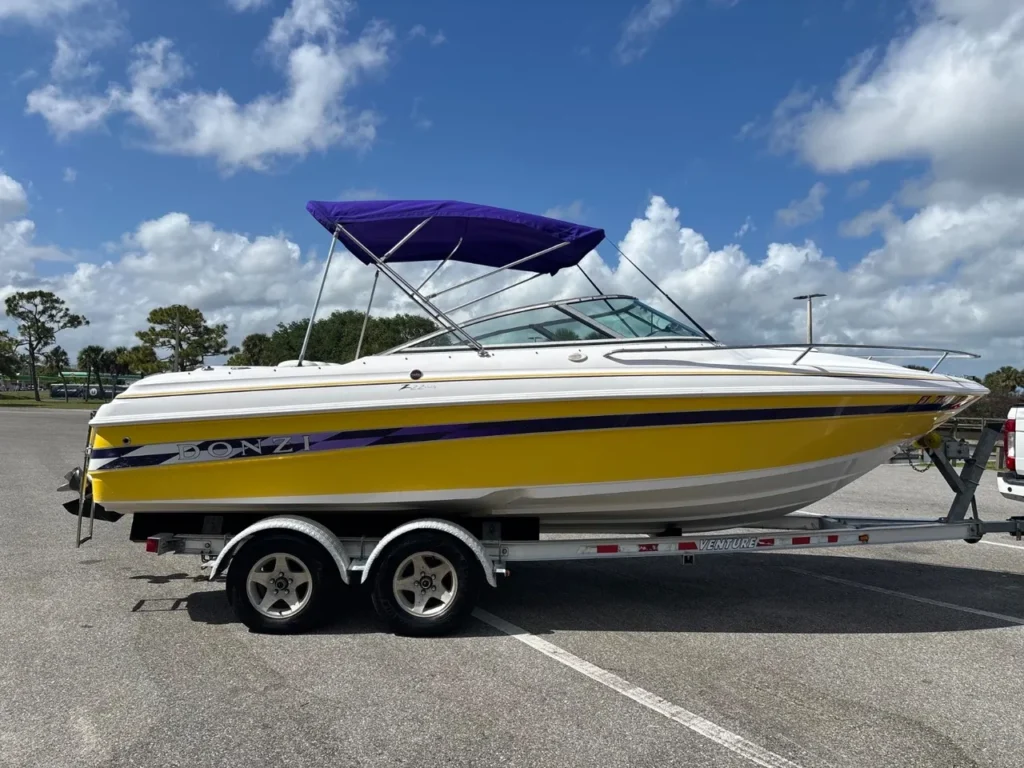 2001 Donzi ZX22