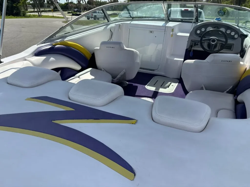 2001 Donzi ZX22