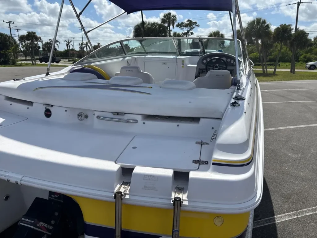 2001 Donzi ZX22