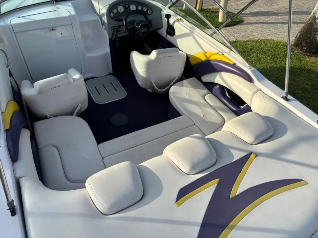 2001 Donzi ZX22