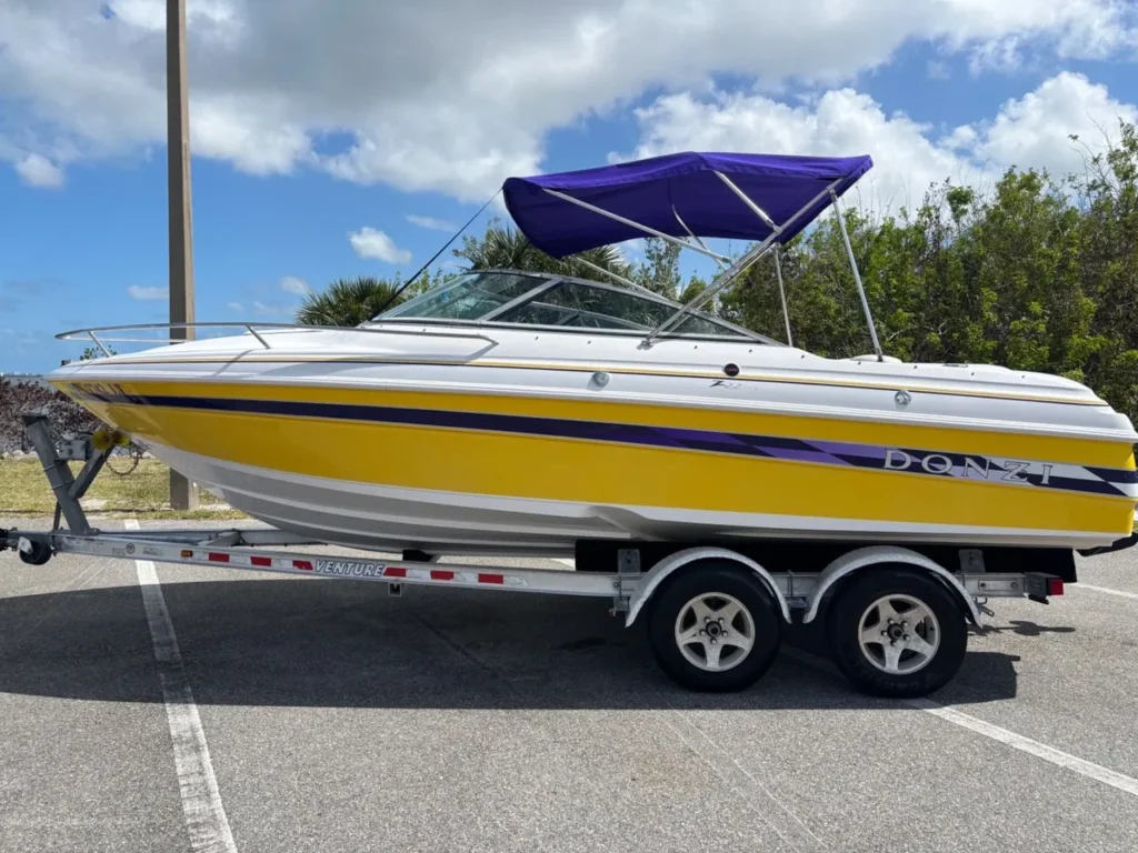 2001 Donzi ZX22