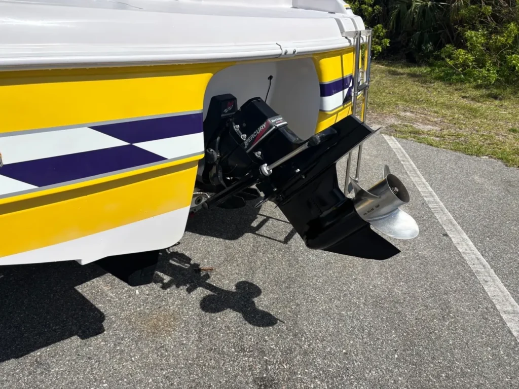 2001 Donzi ZX22