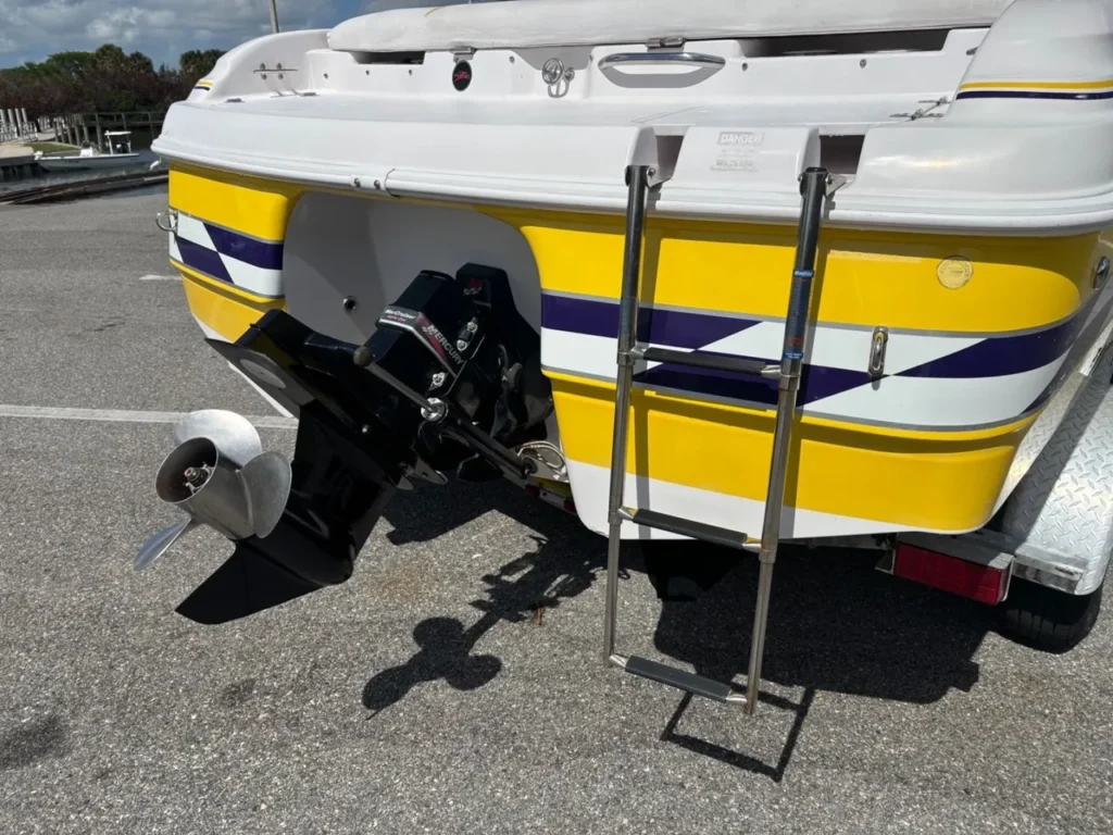 2001 Donzi ZX22